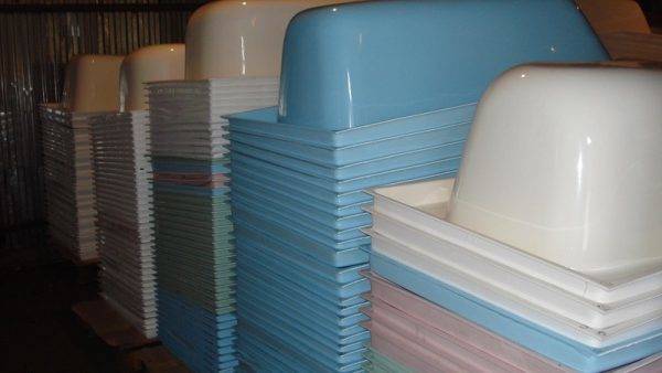 Bains en vrac, acrylique liquide: avis, photos. bain à remous à faire soi-même. Quel est le meilleur - un bain en vrac ou un revêtement acrylique ?