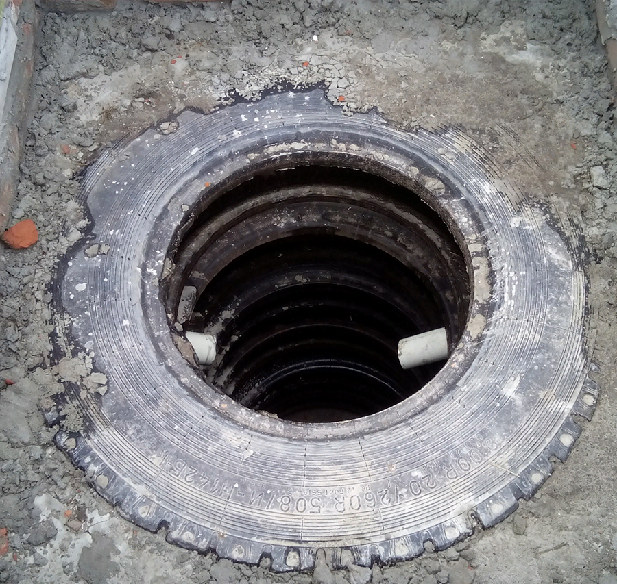 Cesspool pour une maison privée: comment le faire soi-même à partir de béton, de brique ou de pneus