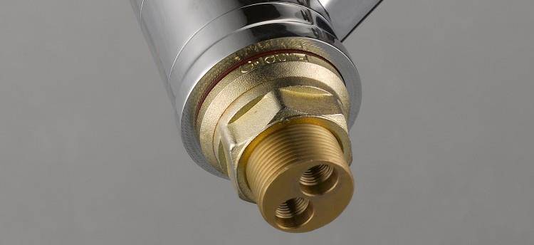 Comment installer un robinet sur un évier: une analyse détaillée de la technologie d'installation