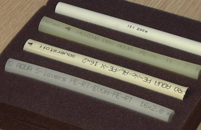 Pose des tuyaux de chauffage au sol : pose + comment choisir une étape et faire un circuit moins cher