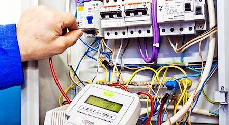 Pourquoi RCD s'éteint: causes de fonctionnement et dépannage