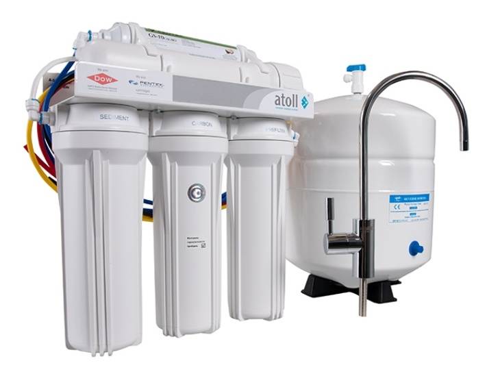 Osmose inverse: les inconvénients et les avantages de la purification membranaire de l'eau du robinet