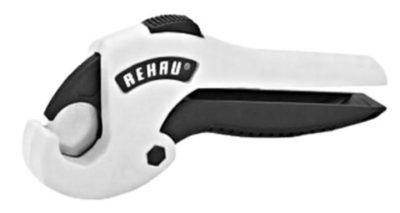 Équipement de coupe de tuyaux: types d'outils et caractéristiques de leur application