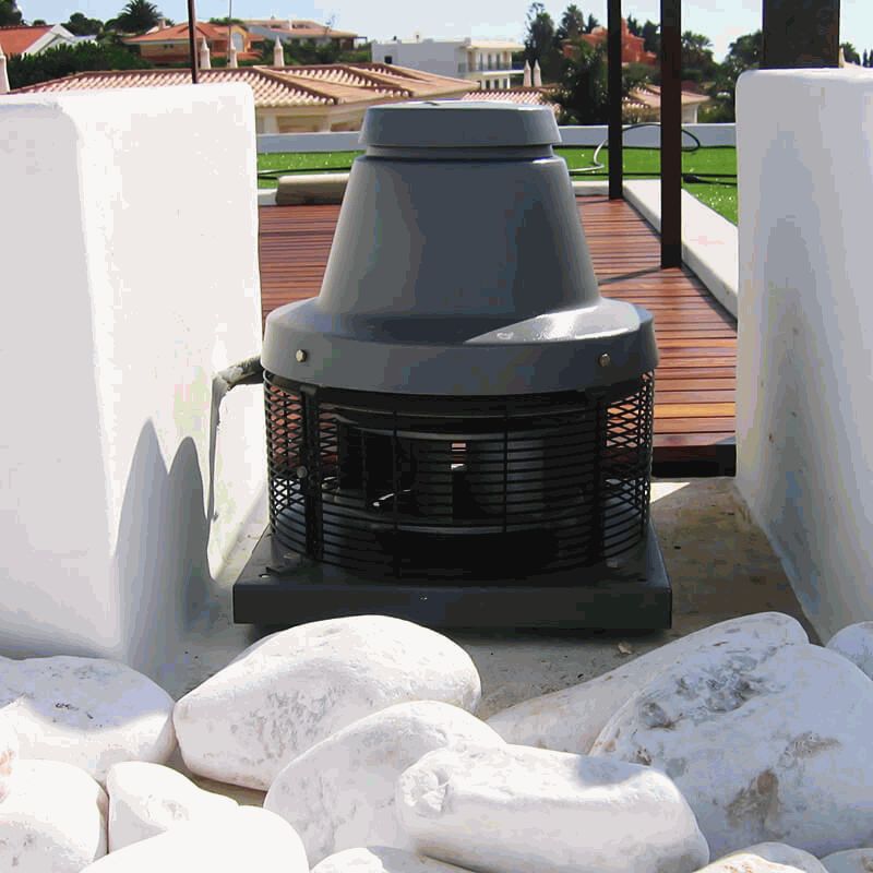 Ventilateurs d'évacuation des fumées de toit : caractéristiques d'installation