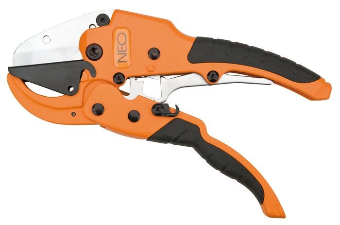 Ciseaux pour couper les tuyaux en polypropylène : lesquels choisir et comment les utiliser correctement