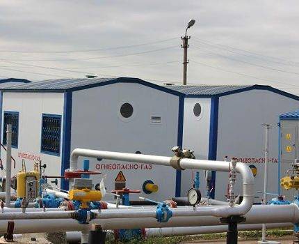 Pression dans le gazoduc: normes techniques + caractéristiques de distribution sur la ligne par pression de gaz