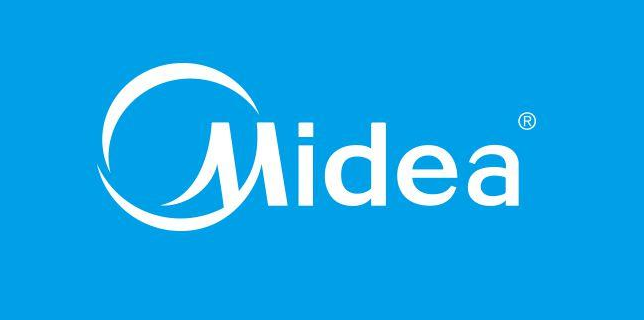 Vue d'ensemble du lave-vaisselle 45 cm Midea MFD45S100W : fonctionnalité riche d'une femme chinoise