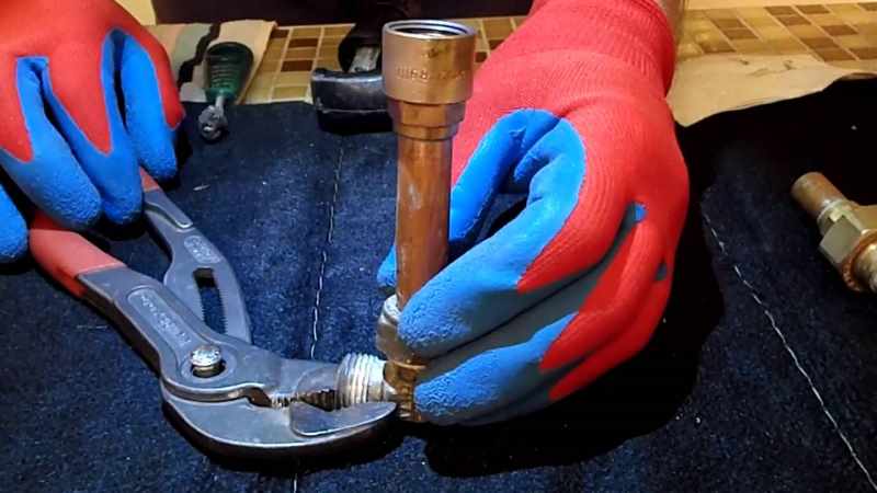 Souder des tuyaux en cuivre