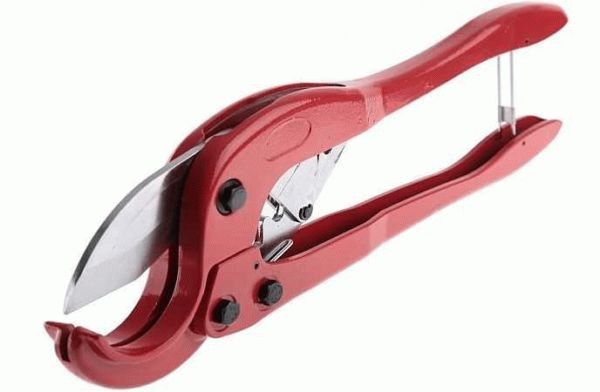 Raccords pour tuyaux métal-plastique : types, application, aperçu des meilleurs fabricants