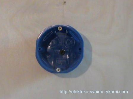 Comment brancher un interrupteur double pour deux ampoules : schémas + conseils de branchement