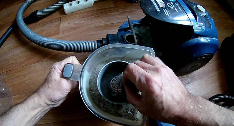 Comment réparer un aspirateur de vos propres mains: les pannes les plus courantes et leur réparation