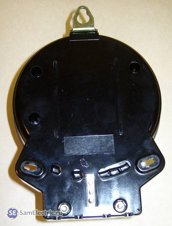 Raccordement d'un compteur électrique monophasé et de machines : schémas types et règles de raccordement