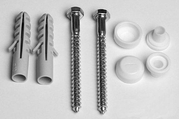 Comment fixer un évier en acier inoxydable sur un plan de travail, comment installer un évier suspendu sur un meuble, comment le fixer dans la cuisine - installation et installation