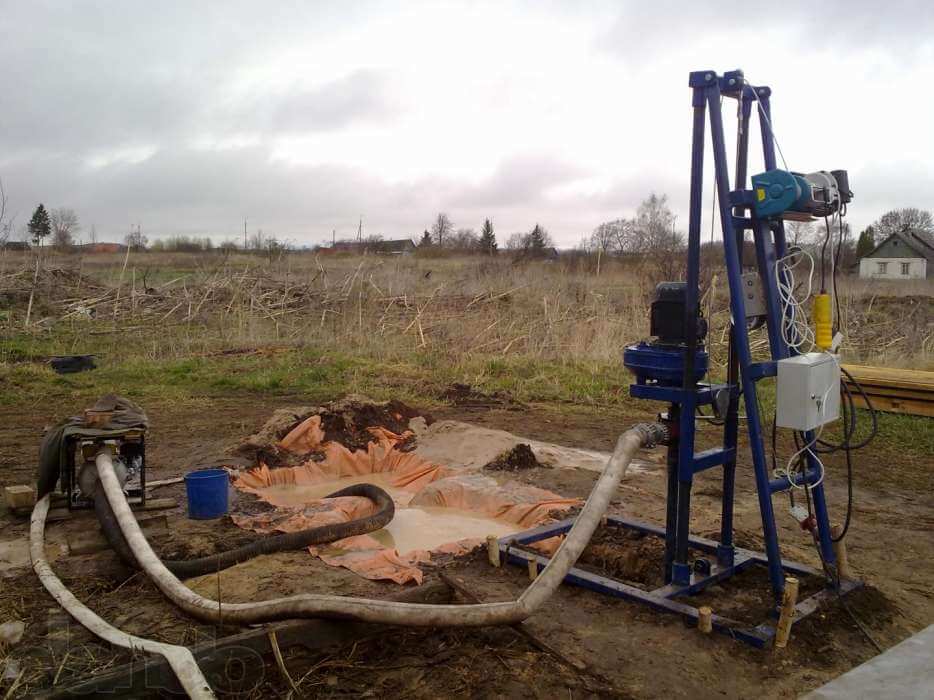 Appareil de forage à faire soi-même: nous assemblons une unité de forage de puits selon les instructions