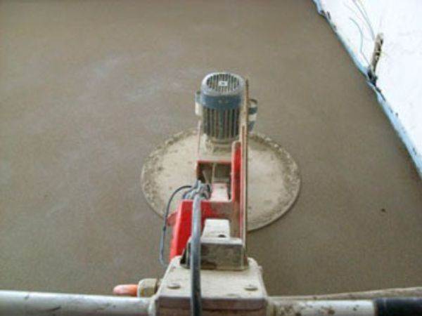 7 façons de niveler le sol sans couler la chape