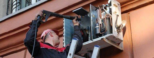 Pourquoi le climatiseur ne chauffe pas : causes et solutions