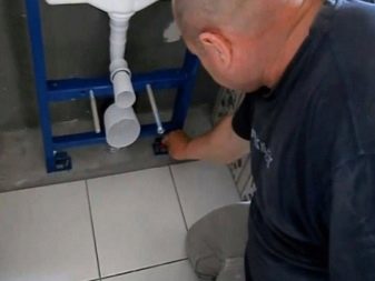 WC suspendu : un détail d'intérieur tendance