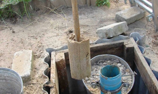Comment nettoyer un puits de ses propres mains: tout sur le nettoyage d'un puits à la campagne