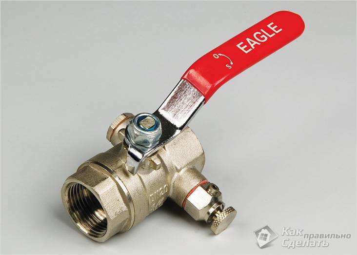 Comment dévisser le robinet du tuyau métal-plastique