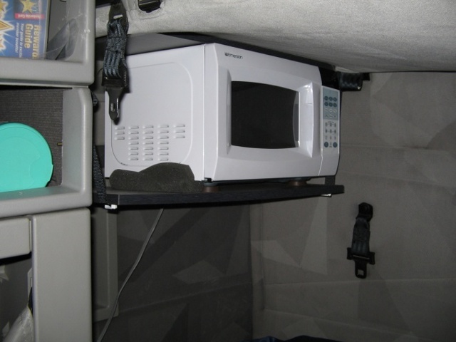 Placer un poêle à gaz : quelle doit être la distance du poêle à la chaudière et au tuyau ? Peut-on mettre un réchaud sous un réchaud à gaz ?