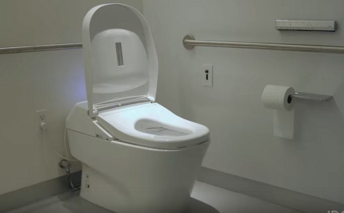 Le principe de fonctionnement de la cuvette des toilettes : l'appareil est général et vidange, mode d'emploi, cuvette des toilettes sous vide, astuces