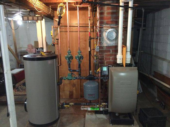 Pourquoi la chaudière à gaz s'éteint : les 12 raisons pour lesquelles la mèche et le brûleur principal de la chaudière s'éteignent si souvent, recommandations pour les modèles au sol et muraux