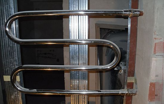 Le sèche-serviettes ne chauffe pas : toutes les causes et solutions au problème