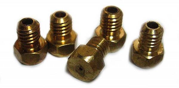 Remplacement des jets dans une cuisinière à gaz: objectif, dispositif et instructions détaillées pour remplacer les buses