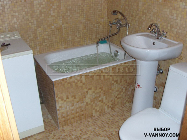 Baignoires assises pour petites salles de bain : types, appareil + comment choisir la bonne