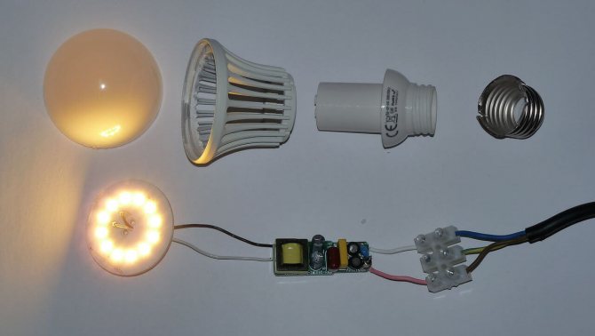 Comment démonter correctement une ampoule: instructions pour démonter différents types de lampes