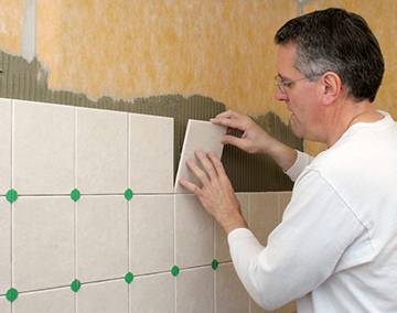 Comment calculer le nombre de carreaux dans la salle de bain: méthodes de pose + procédure de calcul