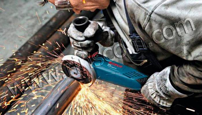 De quel côté mettre la molette de coupe sur la meuleuse