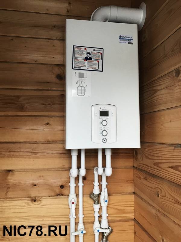 Chaudières mixtes bois-électricité: les instructions de sélection les plus détaillées, un aperçu des meilleurs modèles pour le bois et l'électricité, leurs caractéristiques et leurs prix, des avis sur les chaudières à combustible solide avec éléments chauffants