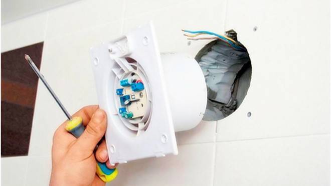 Ventilation de la fondation de la maison: règles et options pour organiser l'échange d'air