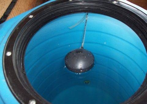 Plomberie à faire soi-même dans une maison de campagne privée: règles d'aménagement