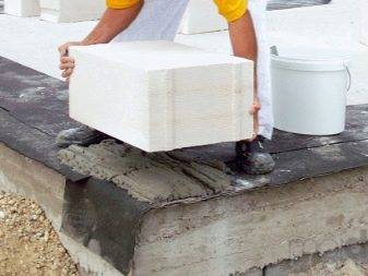 Comment bien isoler un toit mansardé