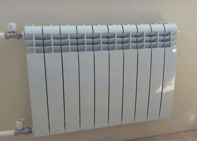 Quels radiateurs de chauffage sont meilleurs en aluminium ou bimétallique