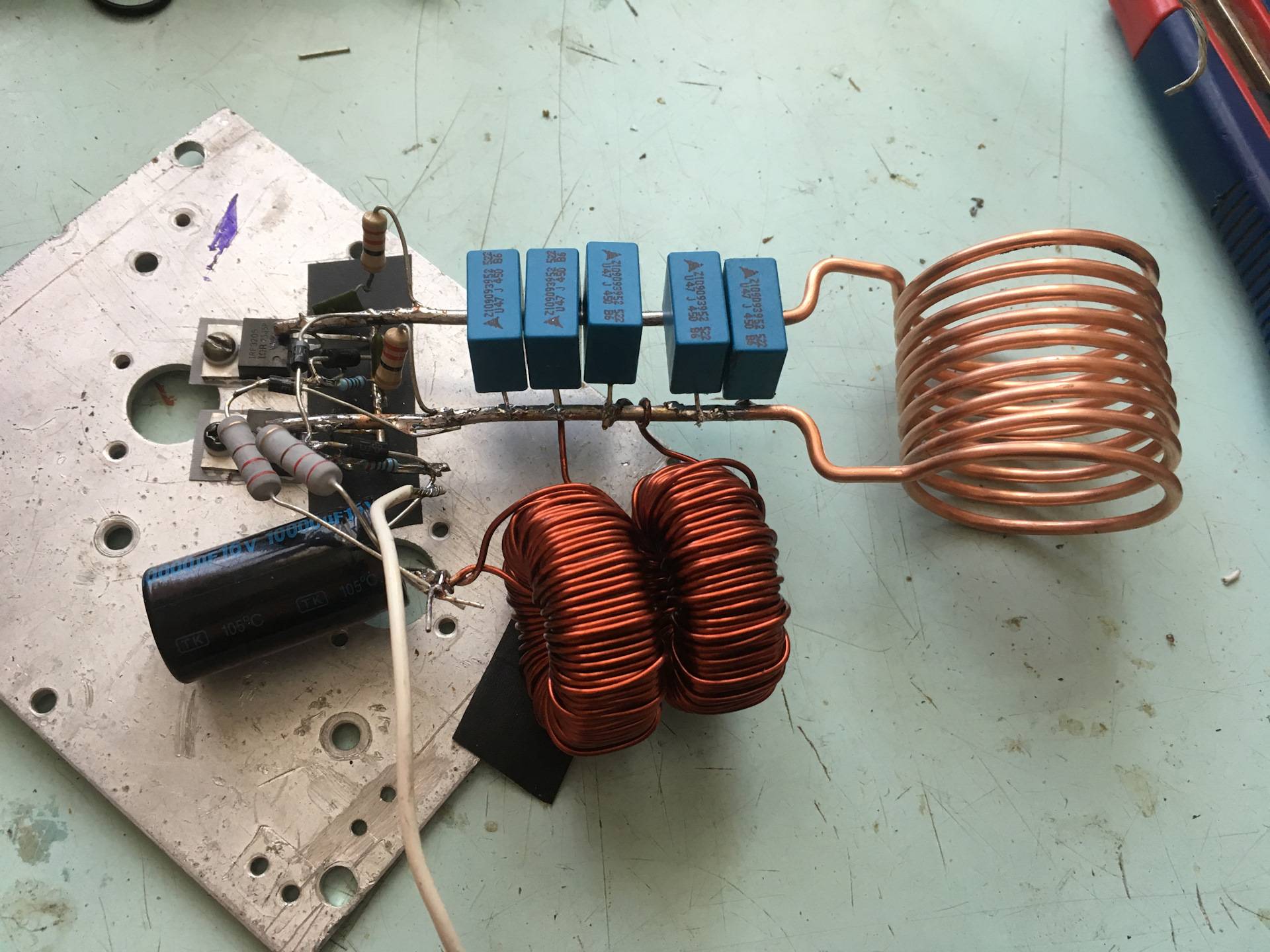 Appareils de chauffage par induction à faire soi-même - à partir d'un onduleur de soudage et pas seulement, un schéma