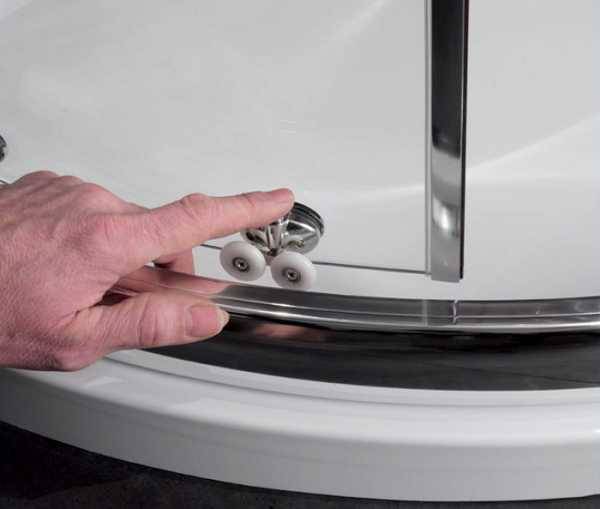 Assemblage de verre de douche