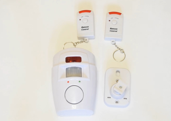 Installation d'une alarme incendie et de sécurité pour une maison: caractéristiques d'installation