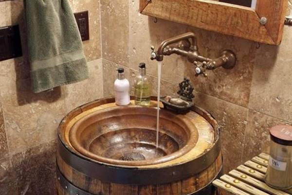 Lavabo à faire soi-même pour offrir : aperçu des meilleurs designs et exemples de produits faits maison