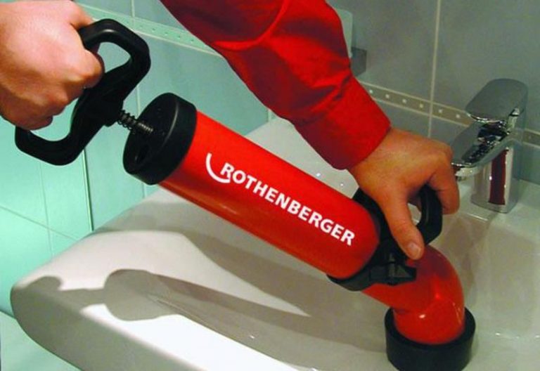 Nettoyage des canalisations d'égout : un aperçu des meilleures façons