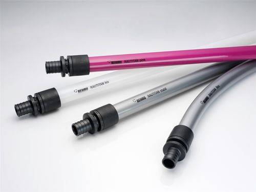 Comment organiser l'approvisionnement en eau d'été dans le pays: pose et organisation de l'approvisionnement en eau pour l'irrigation