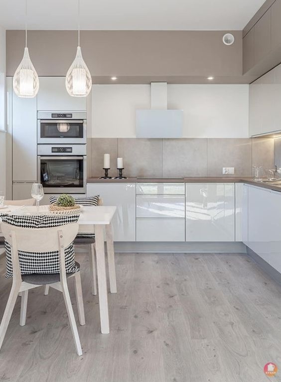 5 façons de remplir de manière rentable un coin dans une petite cuisine