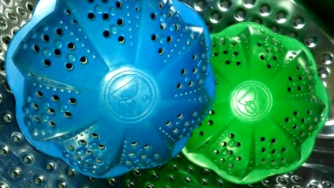 Pourquoi les balles en aluminium n'aident pas avec la lessive