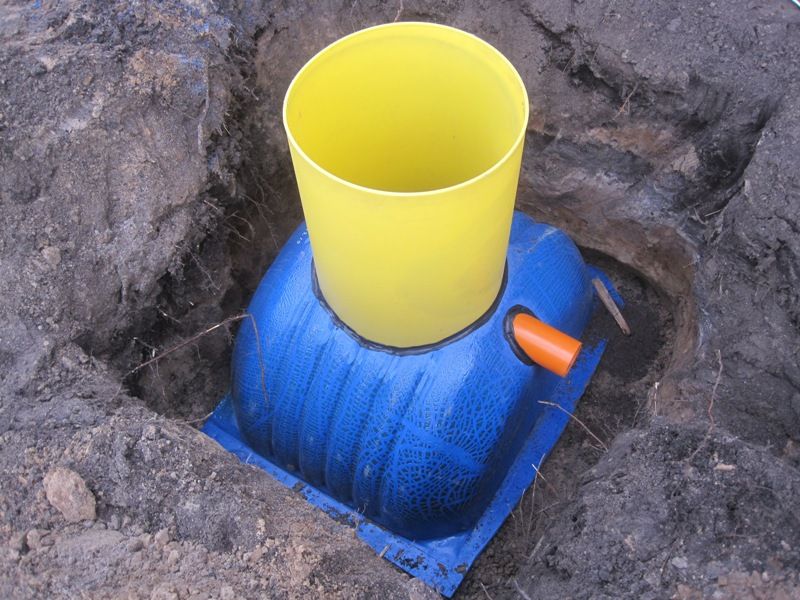 Fonctionnement d'une fosse septique: schéma de l'appareil et principe de fonctionnement d'une conception typique