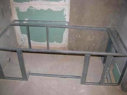 Comment installer une baignoire en acier de vos propres mains: instructions étape par étape