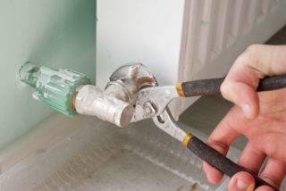 Remplacement des radiateurs de chauffage dans un appartement - conseils d'experts