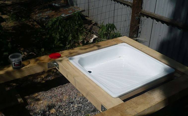 Comment faire une douche d'été dans le pays de vos propres mains - instructions étape par étape