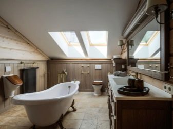 Caractéristiques de l'aménagement d'une salle de bain dans une maison en bois